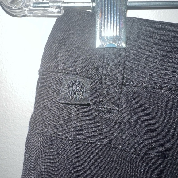 Lululemon ABC 5 pocket black pant. Mens 32” waist 26” length - Picture 10 of 14